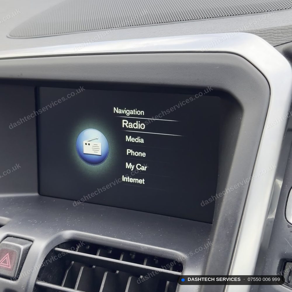 Volvo XC60 Sensus Connect main menu working after screen repair — Navigation, Radio, Media, Phone, My Car and Internet